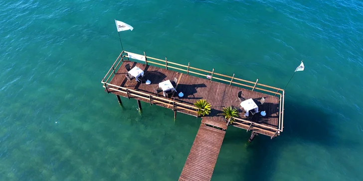 Dovolená u Lago di Garda: 4* apartmány, soukromá pláž a venkovní bazén, dítě zdarma