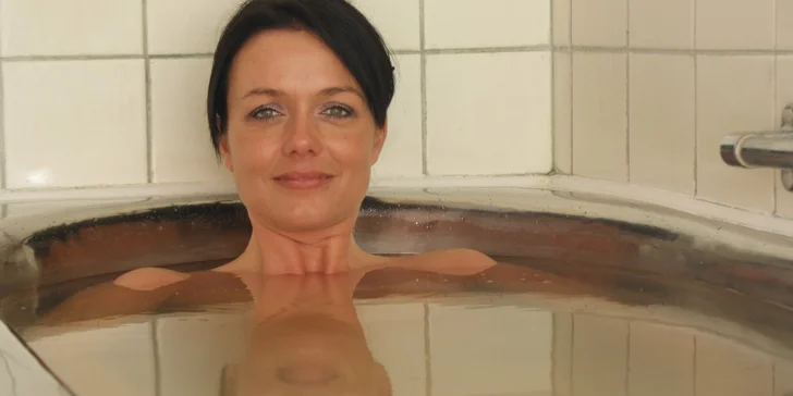 Konstantinovy Lázně na 2, 5 či 7 nocí s wellness bazénem a procedurami