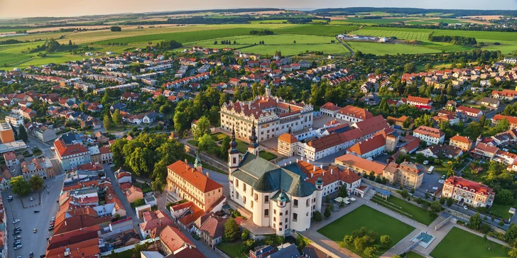 Designový hostel přímo u zámku Litomyšl: bohaté snídaně, možnost sauny i vstupu do chrámu