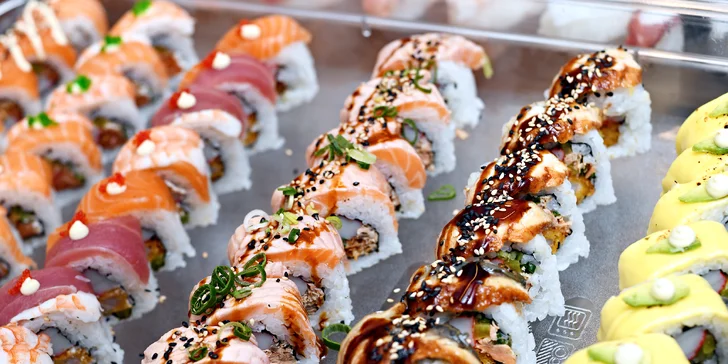 Snězte, co můžete v Bufet GoWok na Smíchově: luxusní sushi, wok i grill speciality a nápoj