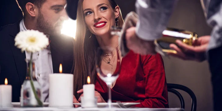 Posezení jako v ráji: menu s tataráčkem, variací steaků a palačinkou se zmrzlinou