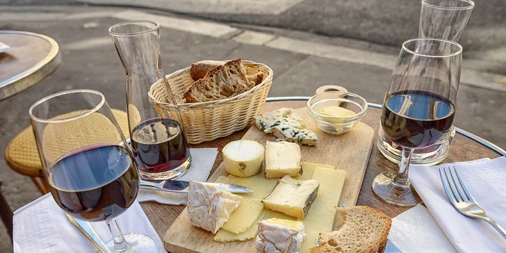 Tour de Beer nebo Tour de Wine v Brně: venkovní detektivní hra až pro 6 hráčů