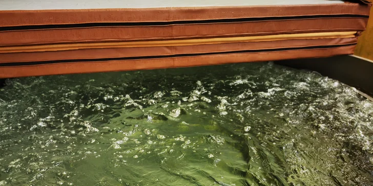 Do Beskyd na víkend: 4chodová večeře s bio hovězími steaky, sauna i lyžování