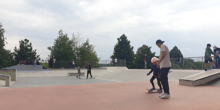Vstup na skupinovou lekci skateboardingu pro děti od 6 do 15 let