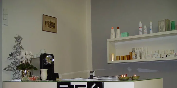 Dámský střih nebo melír pro všechny délky vlasů v centru Prahy
