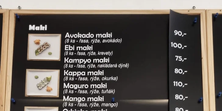 Japonská hostina: sushi sety vč. vege varianty, polévka, salát i tatarák z lososa