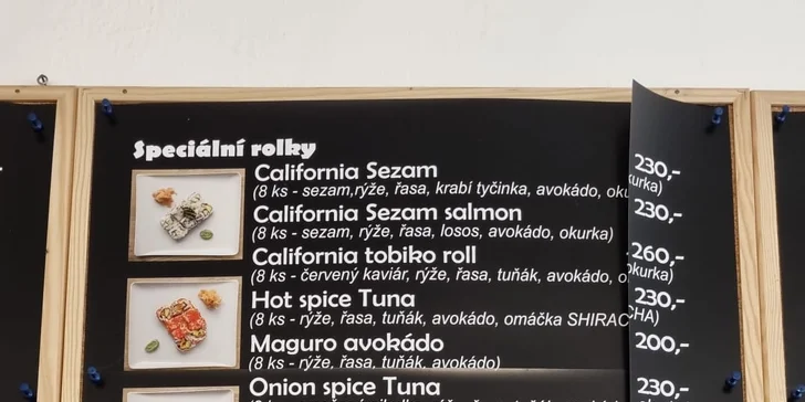 Japonská hostina: sushi sety vč. vege varianty, polévka, salát i tatarák z lososa