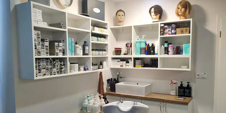 Pro krásné vlasy: střih, foukaná a styling pro všechny délky vlasů
