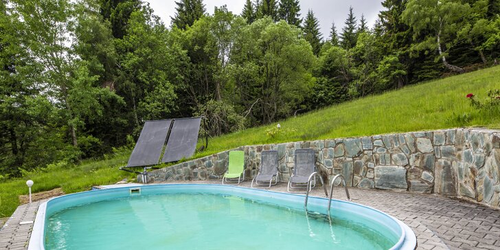Aktivní pobyt v Krkonoších: hotel nad Beneckem s polopenzí a venkovním bazén