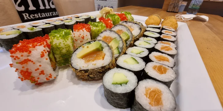 Pestrý set 56 nebo 68 ks sushi s lososem, okurkou i avokádem