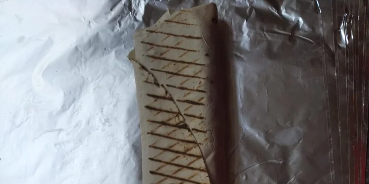 Pizza o průměru 32 či 45 cm nebo kebab dle výběru na odnos s sebou