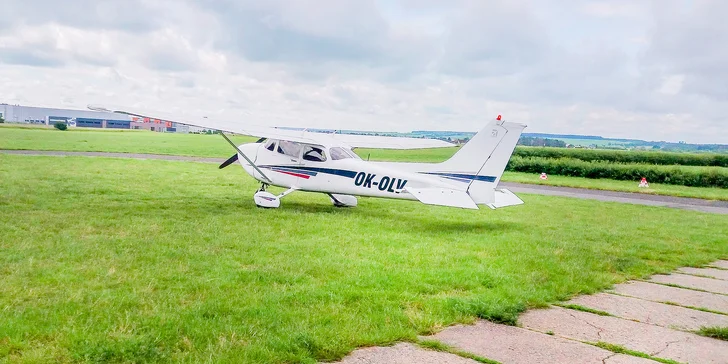 Seznamovací let v letadle Cessna: 20 minut ve vzduchu včetně pilotování