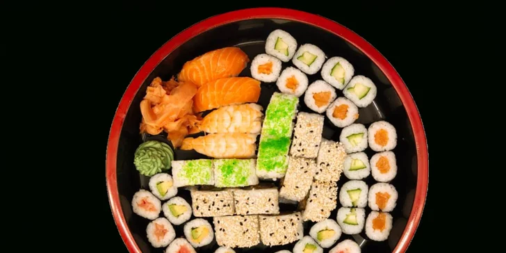 Japonsko v Liberci: sushi sety s 22–54 rolkami s tuňákem, lososem a krevetami i s polévkami a závitky