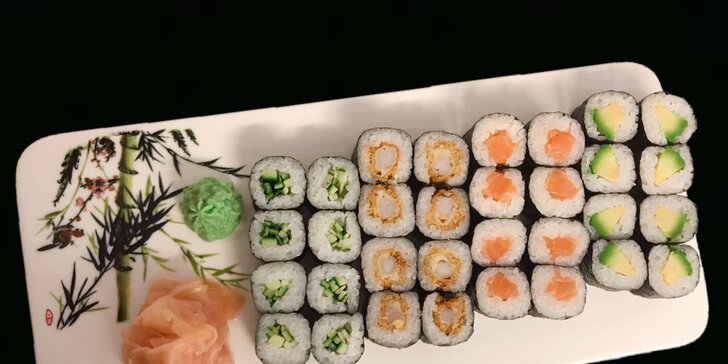 Sushi sety s 22–54 kousky: tuňák, losos, krevety a další dobroty