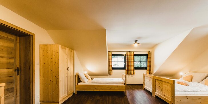 Pobyt na Modravě: ubytování v apartmánu až pro 9 osob a voucher do kavárny