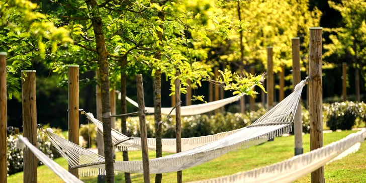 Dovolená v Poreči na Istrii: hotel 100 m od pláže, bazény, polopenze+ a 1 dítě do 11,9 let zdarma