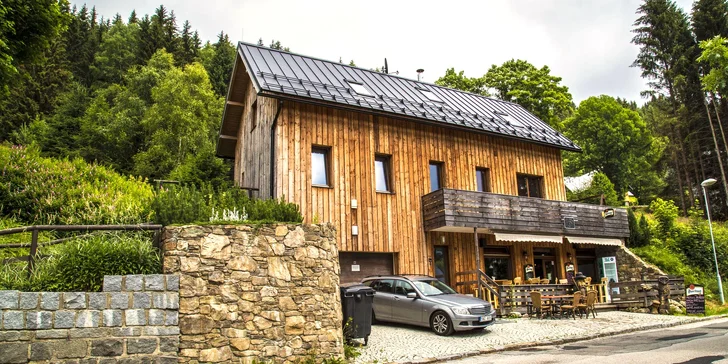 Apartmány v Harrachově: pobyt pro rodiny i partu až 8 přátel včetně polopenze