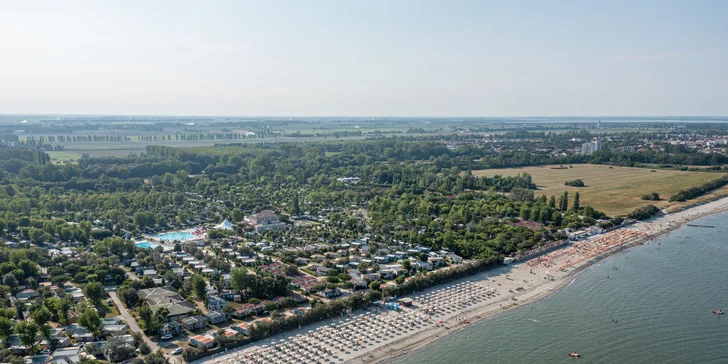 Italské Lido di Pomposa: mobilní domek pro 5 osob, kemp s vlastní pláží a s bazény