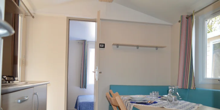 Italské Lido di Pomposa: mobilní domek pro 5 osob, kemp s vlastní pláží a s bazény