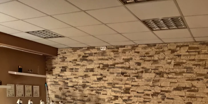 Zasloužený odpočinek: masáž zad a šíje, nohou, celého těla i baňkování