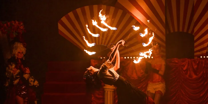 Dvě vstupenky na jedinečné varieté vystoupení Kabaretní Féerie