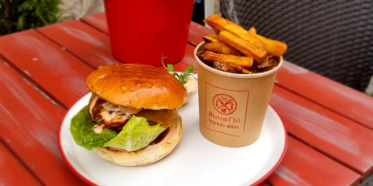 Burger s hovězím, trhaným krůtím nebo vege a hranolky pro 1 osobu