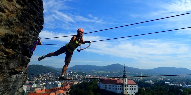 Via Ferrata: bezpečný adrenalin při horolezení v Děčíně