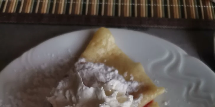 Hollywood menu pro dva: steak, americké brambory a palačinky s kávou