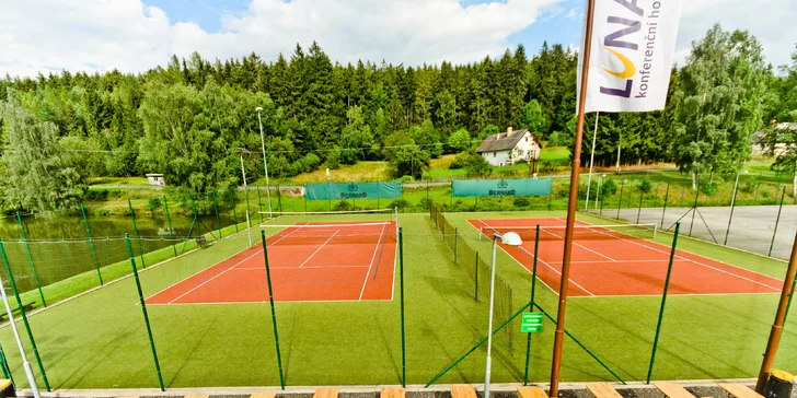 Pohoda v Posázaví pro dva: polopenze, volný vstup do bazénu a další aktivity