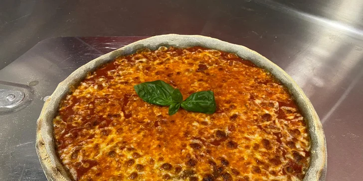 Pizza na odnos s sebou o průměru až 40 cm: výběr z 12 druhů