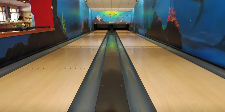 Pronájem dráhy na bowling na 60 nebo 120 minut až pro 6 hráčů