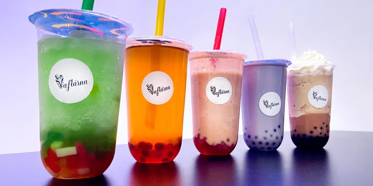 Velký bubble tea: studený či teplý, ovocný nebo mléčný, kuličky různých chutí