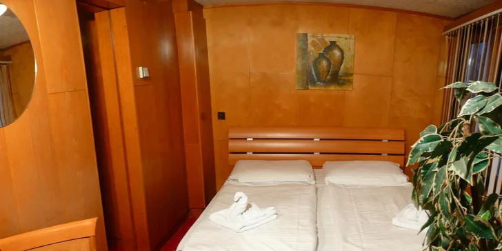 3 dny na vlnách Vltavy v srdci Prahy se snídaní a romantickou večeří
