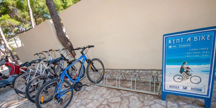 4* dovolená u borovicového lesa: hotel přímo u moře, polopenze, koupání a třeba i cyklovýlety, dítě do 11,9 let se slevou 60 %