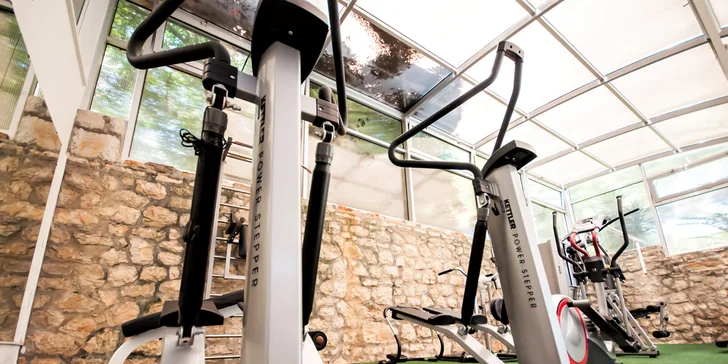 4* dovolená u borovicového lesa: hotel přímo u moře, polopenze, koupání a třeba i cyklovýlety, dítě do 11,9 let se slevou 60 %