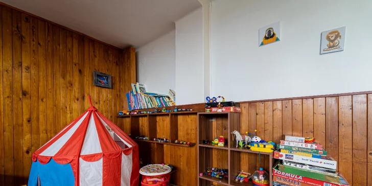 Dovolená ve Vysokých Tatrách: hotel 100 m od lanovky na Lomnický štít, snídaně, sauna