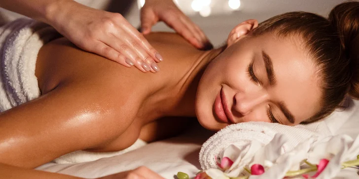 Hýčkání pro každého: kosmetika, masáž, spa i manikúra nebo pedikúra
