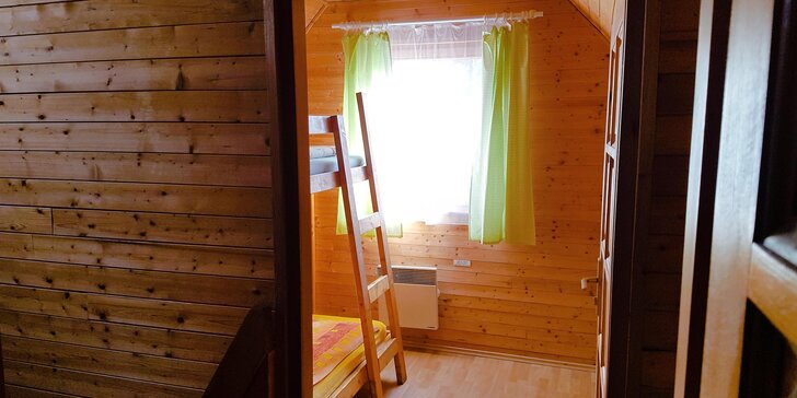 Túry i lyžovačky v Jeseníkách: vybavené chaty u Pradědu až pro 11 osob