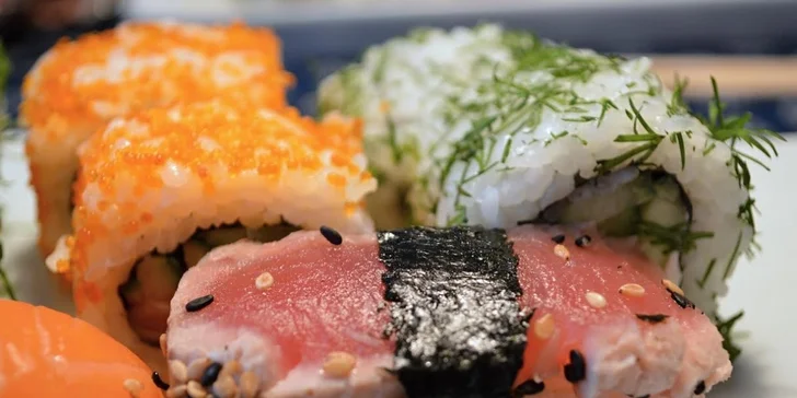 Velké vánoční či silvestrovské sushi menu s sebou