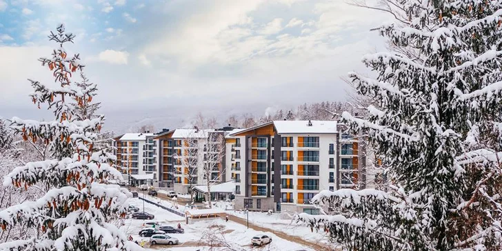 Polské Krkonoše pro pár i rodinu: polopenze i wellness se saunami a aquaparkem ve 4* resortu