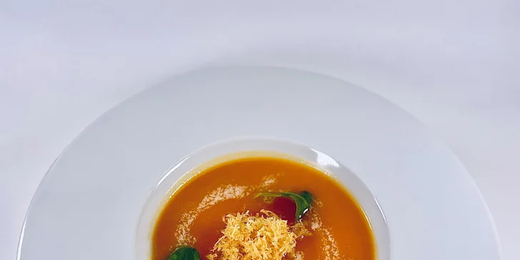 Romantické 6chodové menu u plumlovské přehrady: candát, miniburger, čokoládový nugát