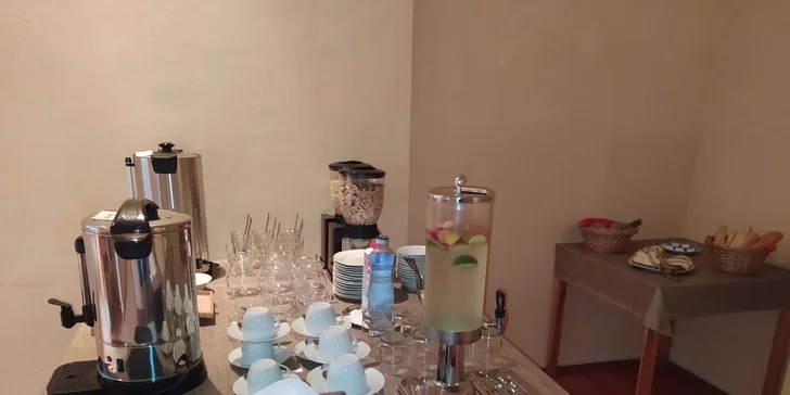 Vládní vila v Luhačovicích: ubytování v boutique hotelu, polopenze a vstup do aquacentra nebo dárek