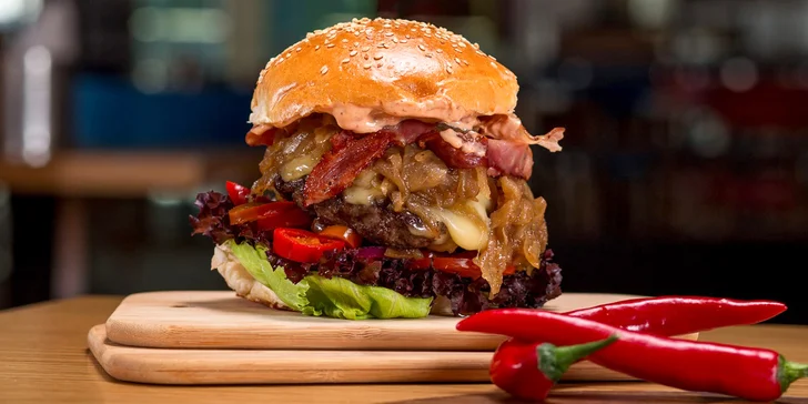 Otevřený voucher až na 2000 Kč na cokoliv v Tom's Burger Hybernská