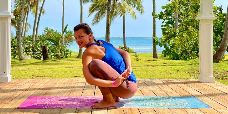 Balíčky online lekcí jógy: dynamická i jemná, natáčeno v krásném Karibiku