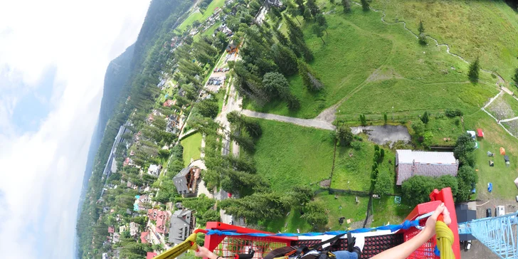 Užijte si pořádný adrenalin: bungee jumping z 90 m v polském městě Chorzów, sólo i tandem