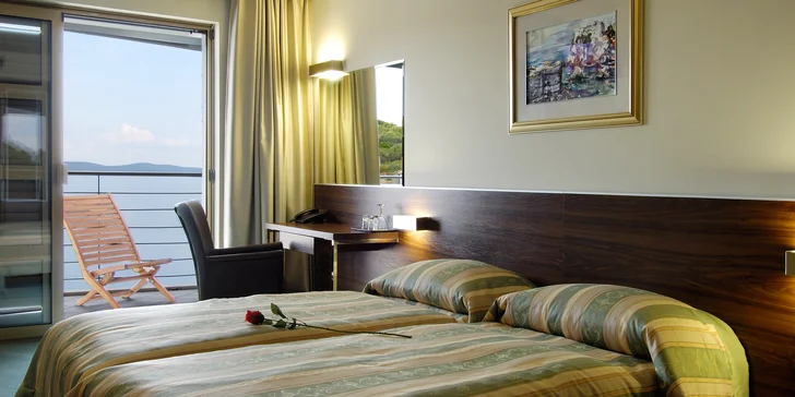 4* dovolená u borovicového lesa: hotel přímo u moře, polopenze, koupání a třeba i cyklovýlety, dítě do 11,9 let se slevou 60 %