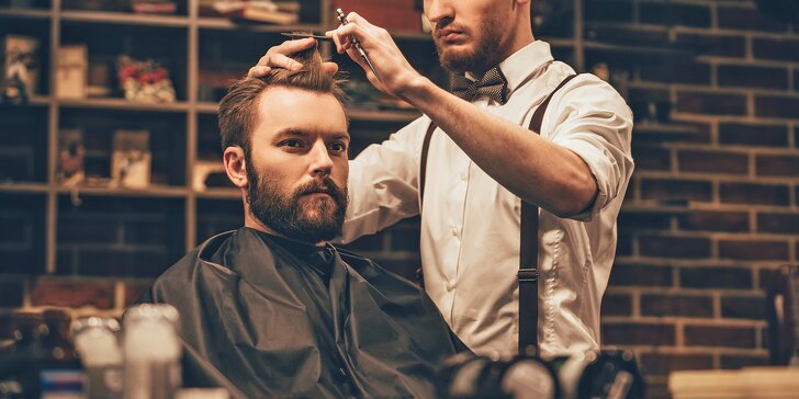 Stříhání vlasů, úprava vousů i full servis v barbershopu od Vojty