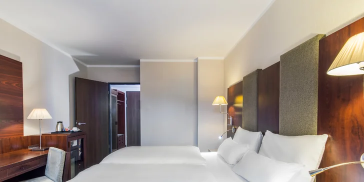 Pěkný 4* hotel přímo v centru Budapešti: snídaně a neomezený vstup do sauny