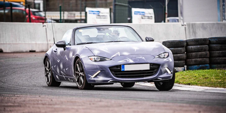 Jízda na okruhu v Mazda MX5 ND: 2 nebo 4 kola spolujízdy či řízení