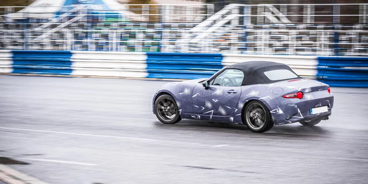 Jízda na okruhu v Mazda MX5 ND: 2 nebo 4 kola spolujízdy či řízení